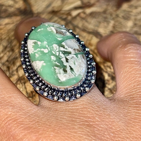 Speckled Variscite- Utahlite Rung Size 8 - Picture 3 of 6